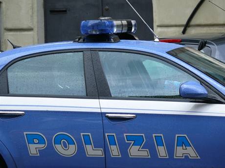 Po nmeckém páru pátrá italská policie.